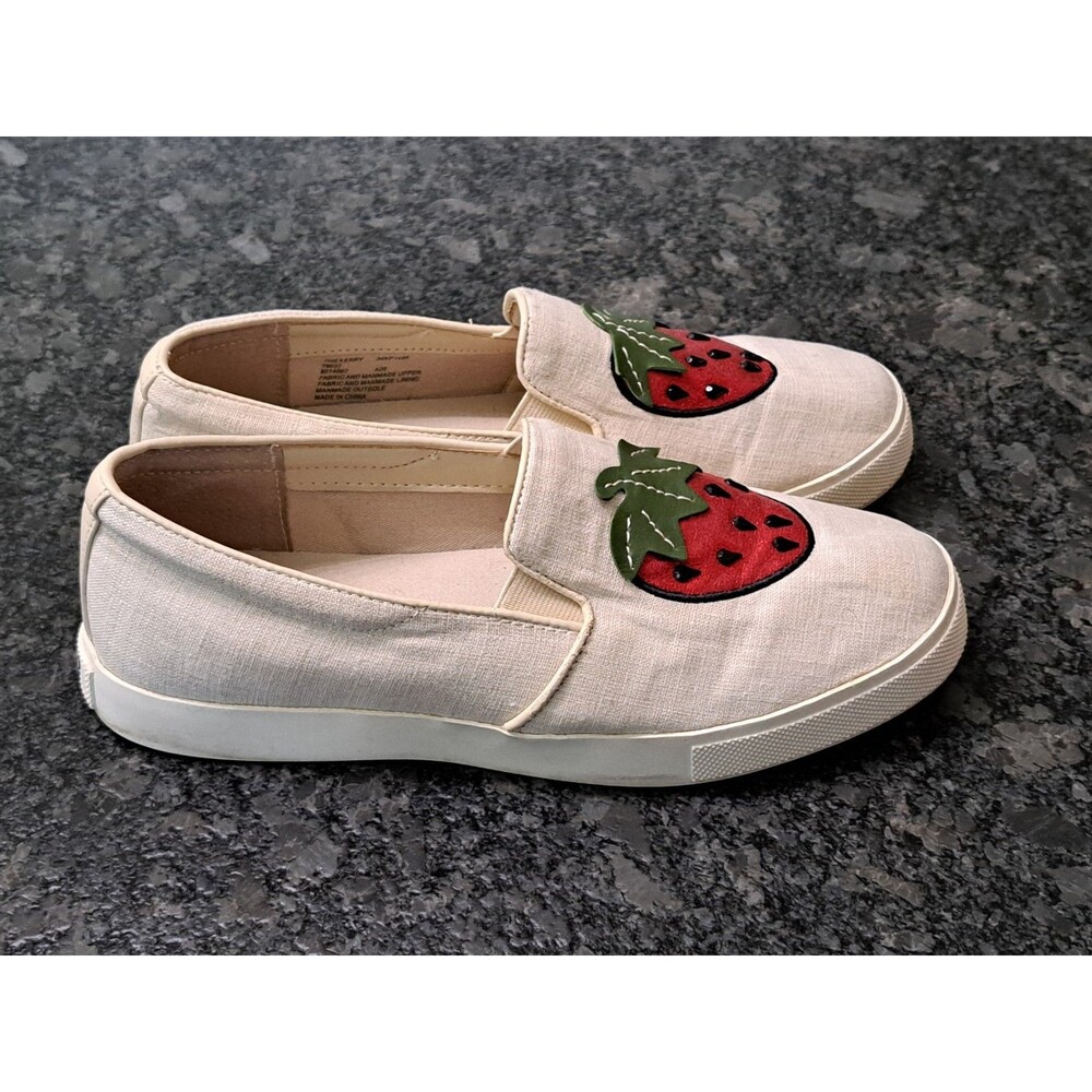 Katy Perry Women's Slip On Shoes Size 7 Novelty Strawberry Canvas Beige Loafer - Picture 6 of 10